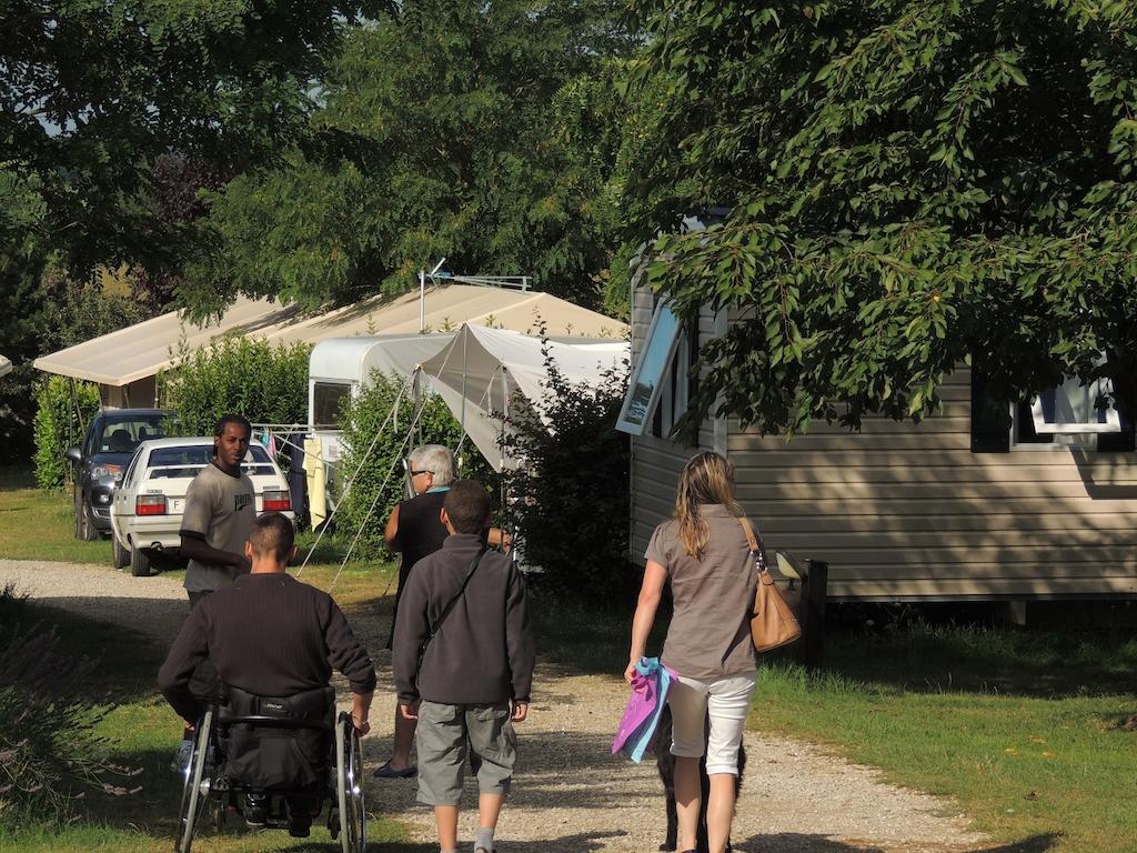 Camping L'Arada Parc Hotel Sonzay Buitenkant foto