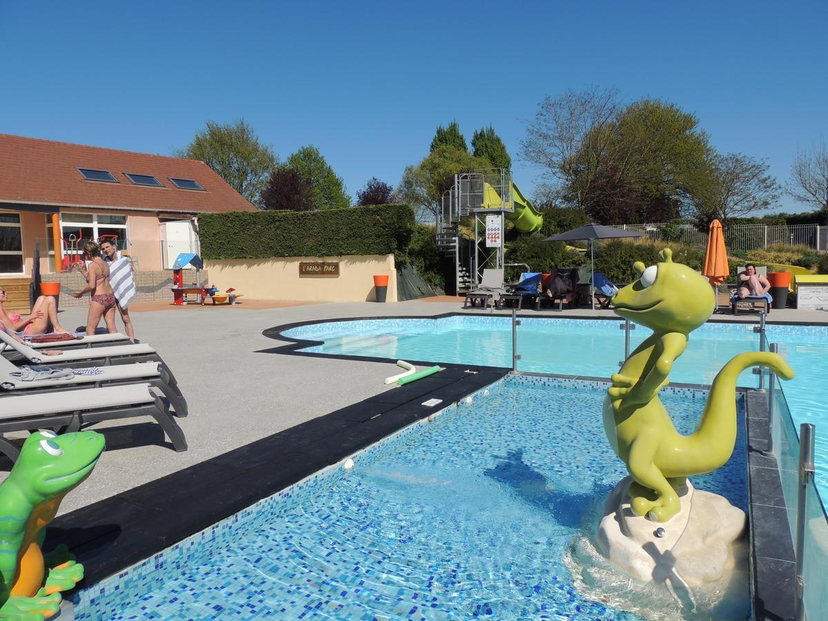 Camping L'Arada Parc Hotel Sonzay Buitenkant foto