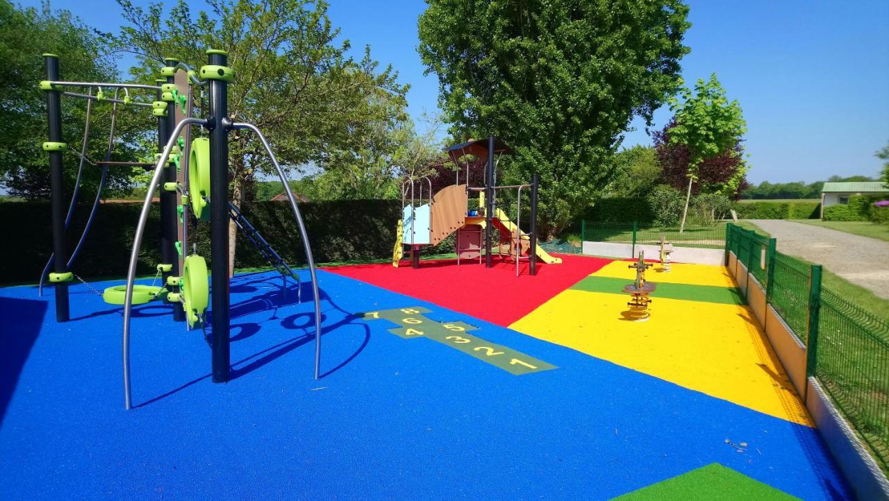 Camping L'Arada Parc Hotel Sonzay Buitenkant foto